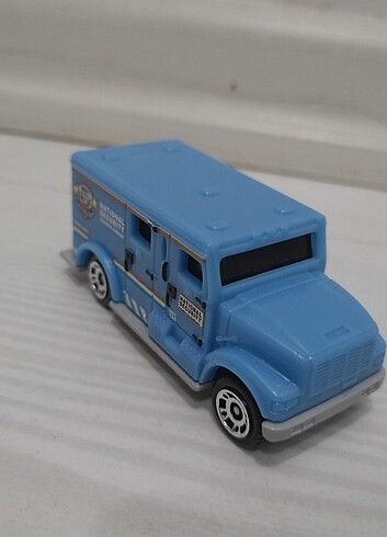  Beden MATCHBOX ARMORED CAR KOLEKSIYONCULARA ÖZEL SIFIR KUTULU