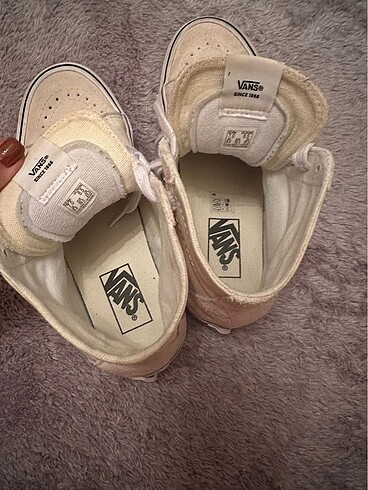 39 Beden Krem rengi bir iki kez giyilmiş Vans
