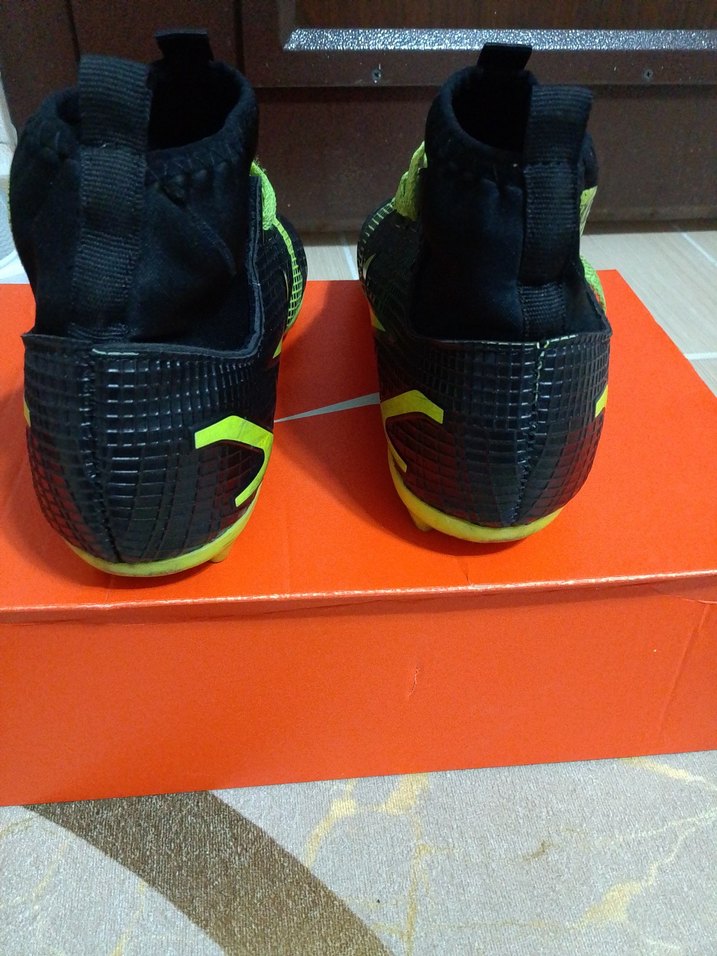 Nike Siyah Renkli Erkek Futbol Ayakkabısı - Görsel 5