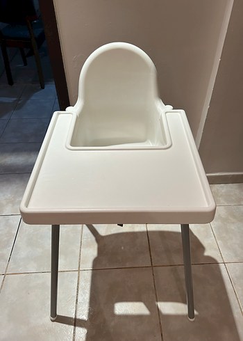 Beyaz ve Gri Yüksek Bebek mama Sandalyesi - Görsel 2