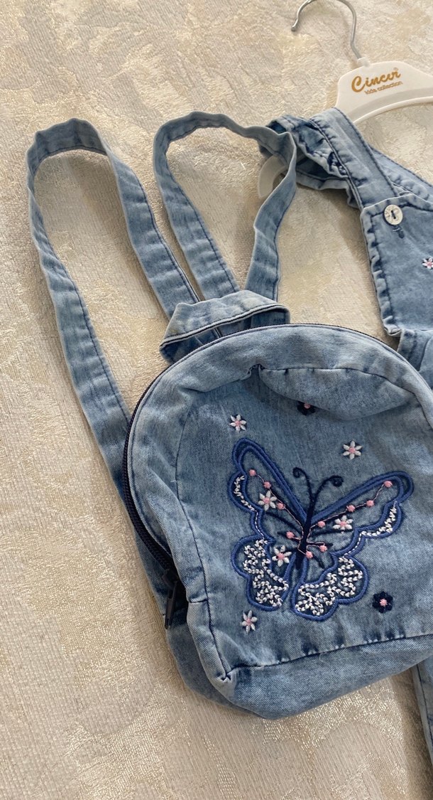 Nakışlı Kelebek Detaylı Kız Kot Elbise - Görsel 4