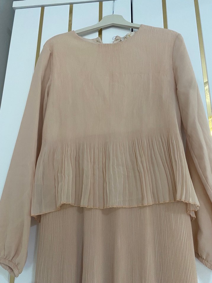 Bej Uzun Kollu Pilili Keten Elbise - Görsel 4