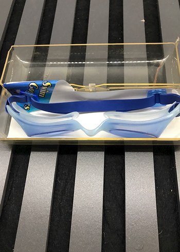 Mavi Retro Stil Yüzücü Gözlüğü - Görsel 2