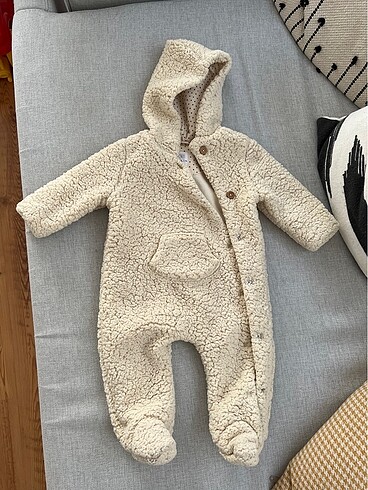 Zara bebek astronot tulum