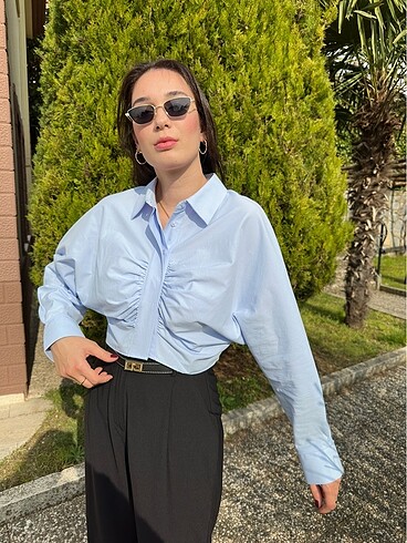 Mavi crop gömlek