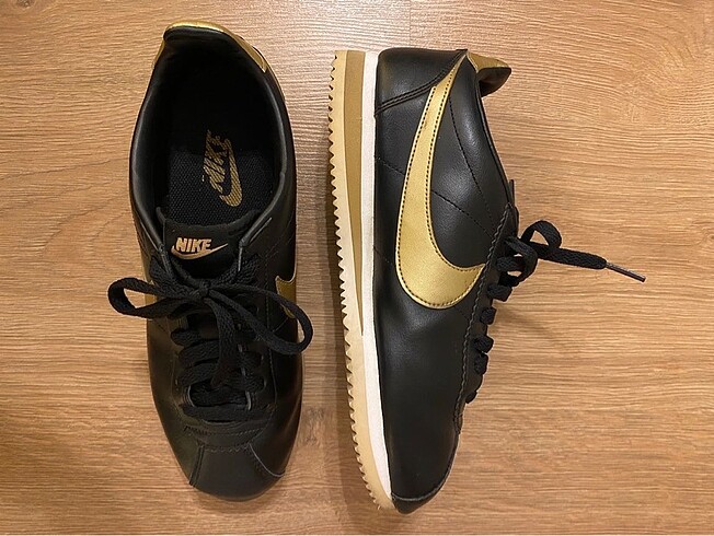Nike cortez