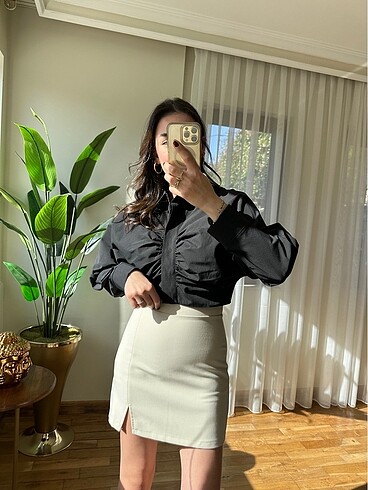 Siyah crop gömlek