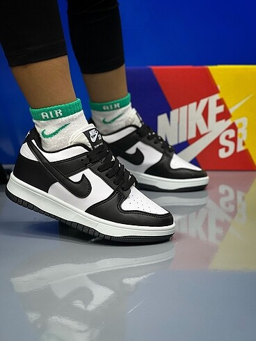 Nike Dunk Panda