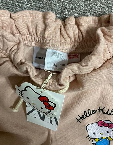 Zara Hello kitty zara pantolon