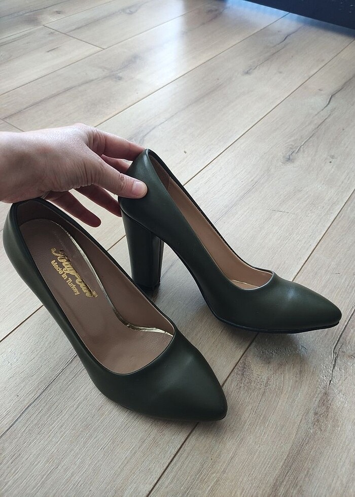 Topuklu ayakkabı - Görsel 2