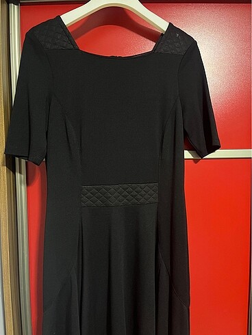 H&M Deri detaylı elbise