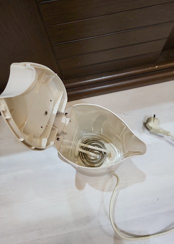 Beyaz Elektrikli Su Isıtıcısı - Görsel 5