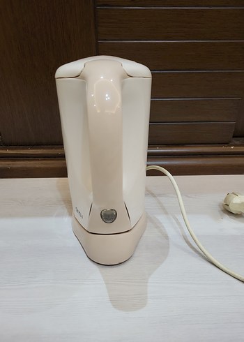 Beyaz Elektrikli Su Isıtıcısı - Görsel 3