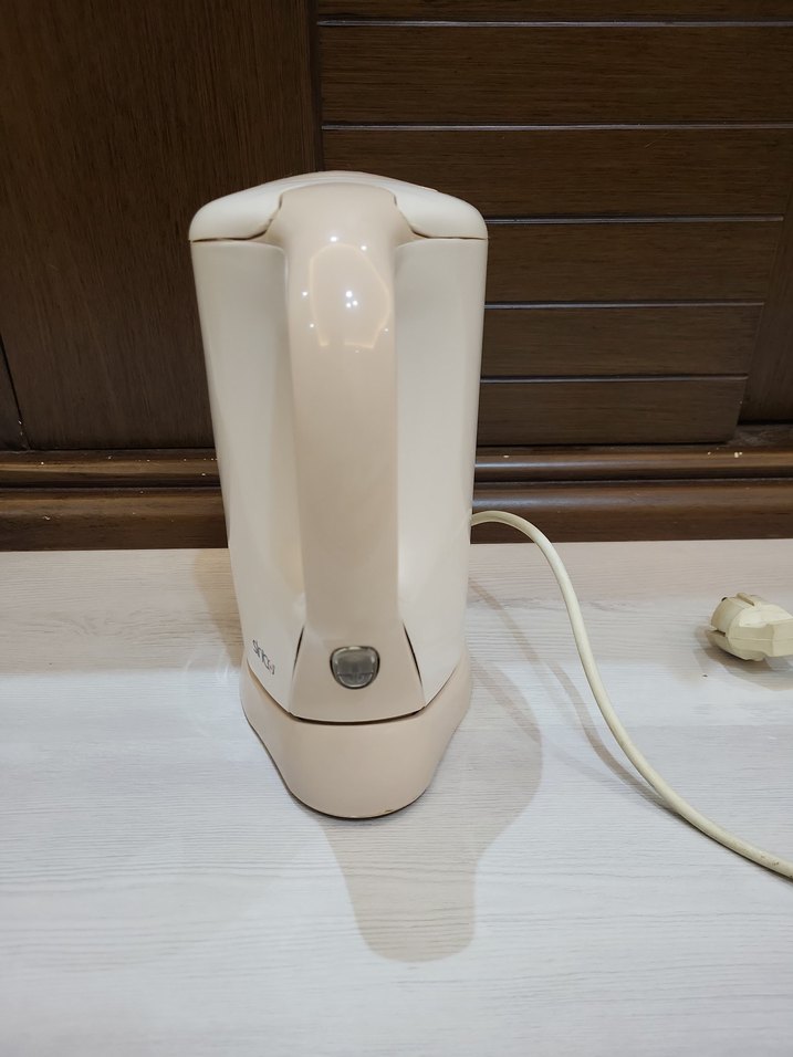 Beyaz Elektrikli Su Isıtıcısı - Görsel 3