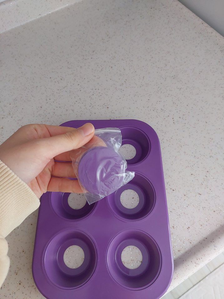 6 Gözlü Mor Donut Kek Kalıbı - Görsel 3