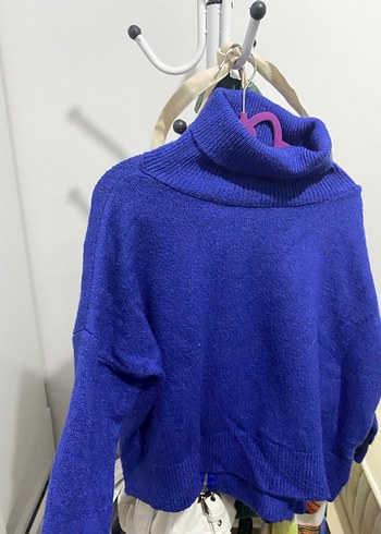 Mavi Oversize Boğazlı Kadın Kazak
