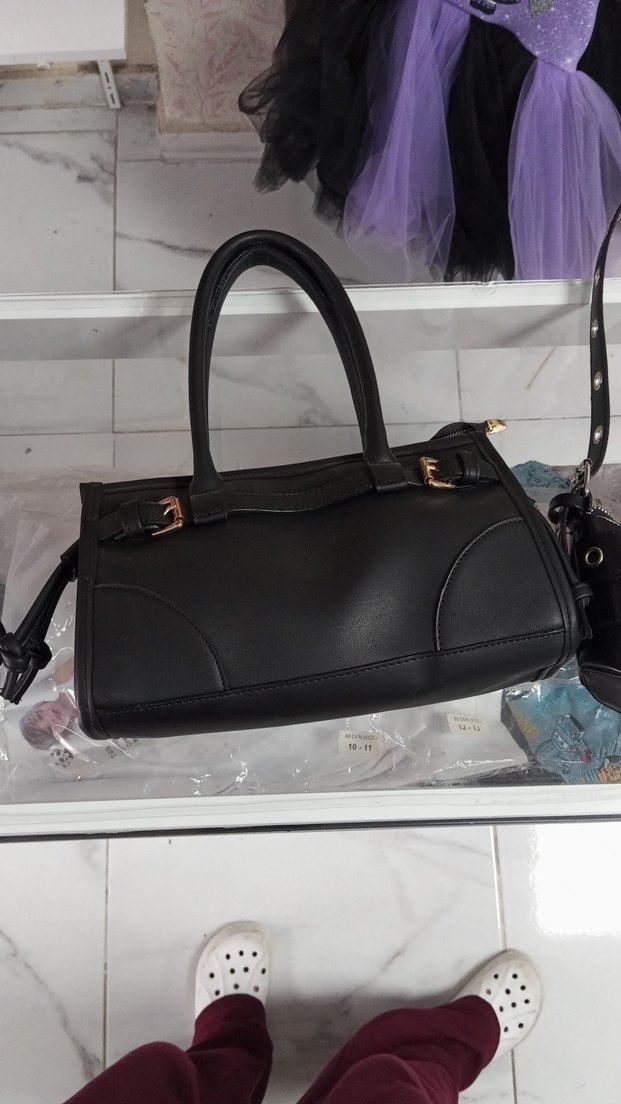 Siyah Deri Tokalı Kadın Çanta - Görsel 2