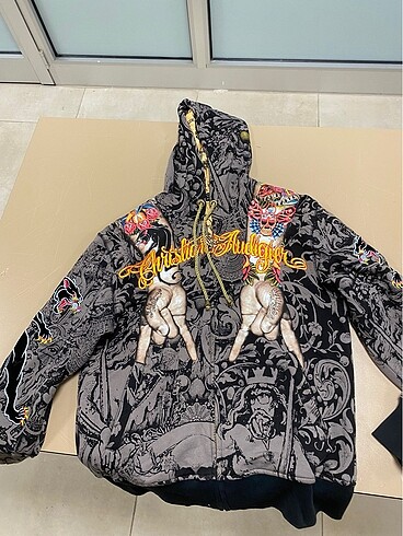 Ed hardy bayrama özel fiyatır