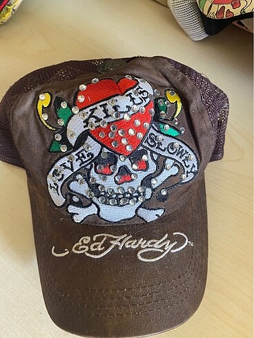 Ed hardy şapka