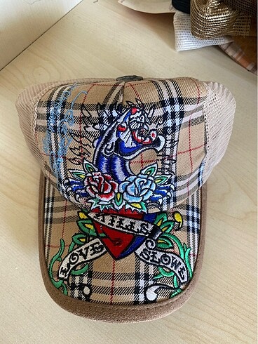 Ed hardy şapka
