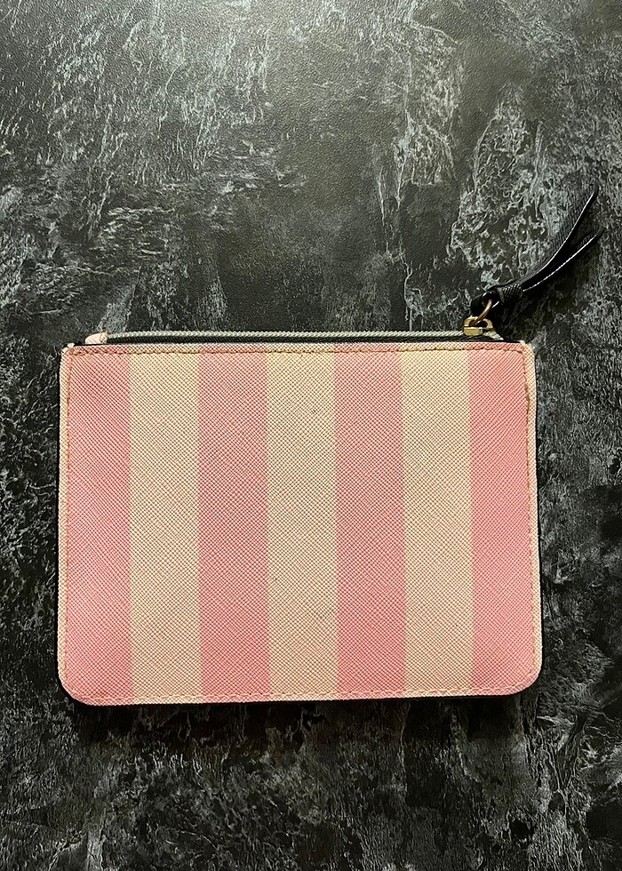 Victoria?s Secret Çanta Kartlık Charm - Görsel 2