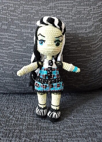 Monster high amigurumi frankie