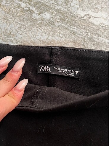 xs Beden siyah Renk Zara Fermuar detaylı şort etek