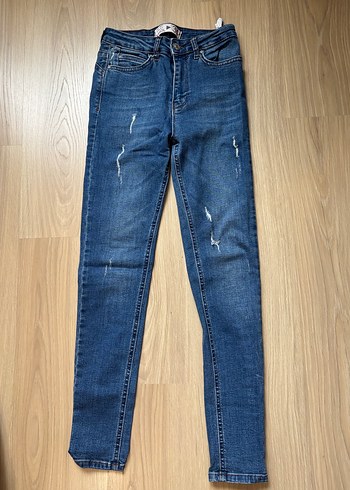 Mavi Dar Kesim yırtıklı Kot Pantolon