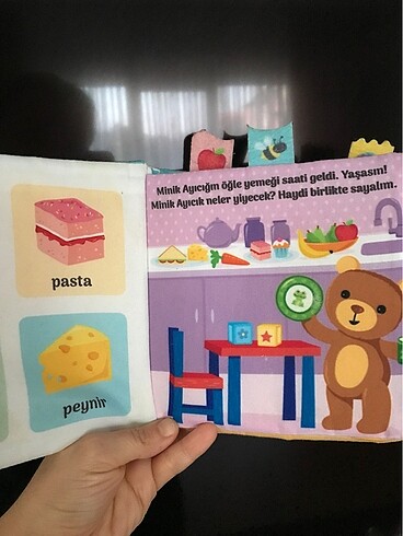 Diğer Hışırtılı Bez Kitap