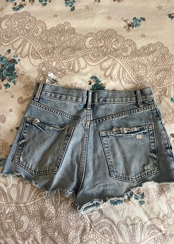 Düğmeli Kadın Şort - Görsel 2