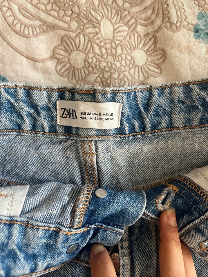 Düğmeli Mini Mavi Denim Şort - Görsel 3
