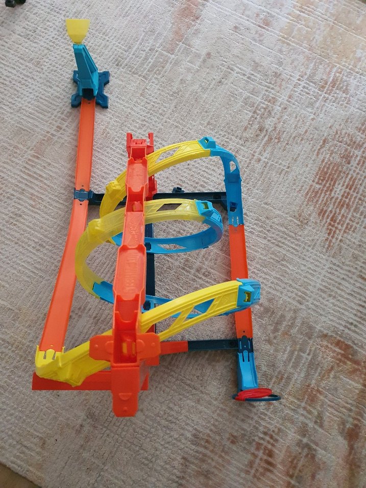 Hot Wheels Track Builder Spiral Dönüşlü Pist - Görsel 3