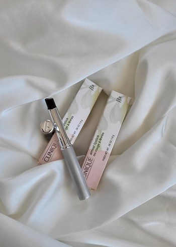 Clinique Black Honey
