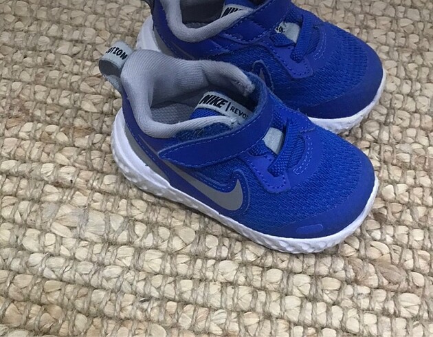 Nike spor ayakkabı
