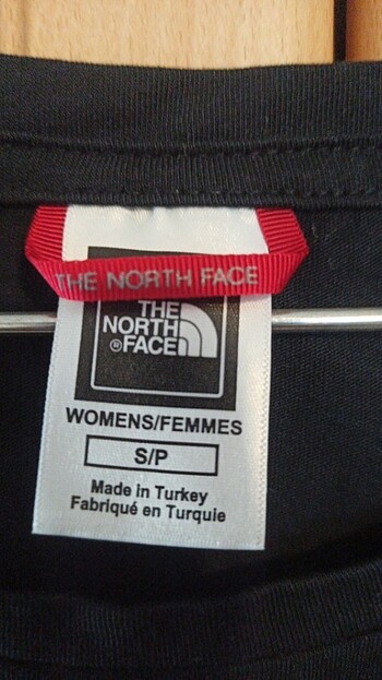 North Face Tişört