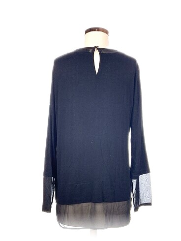40 Beden Fabrika Bluz %70 İndirimli.