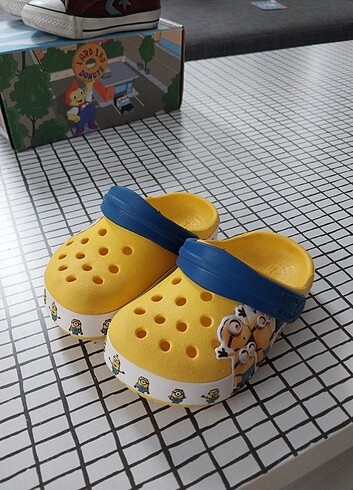 21 Beden crocs 21 numara