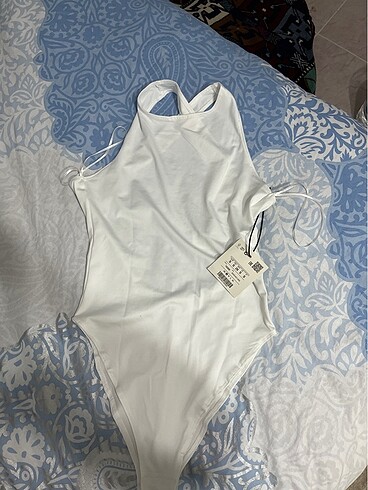 pull&bear body