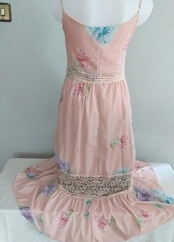 Desenli elbise - Görsel 3