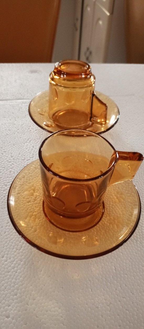 Parlak Bej Cam Fincan ve Tabağı - Görsel 2