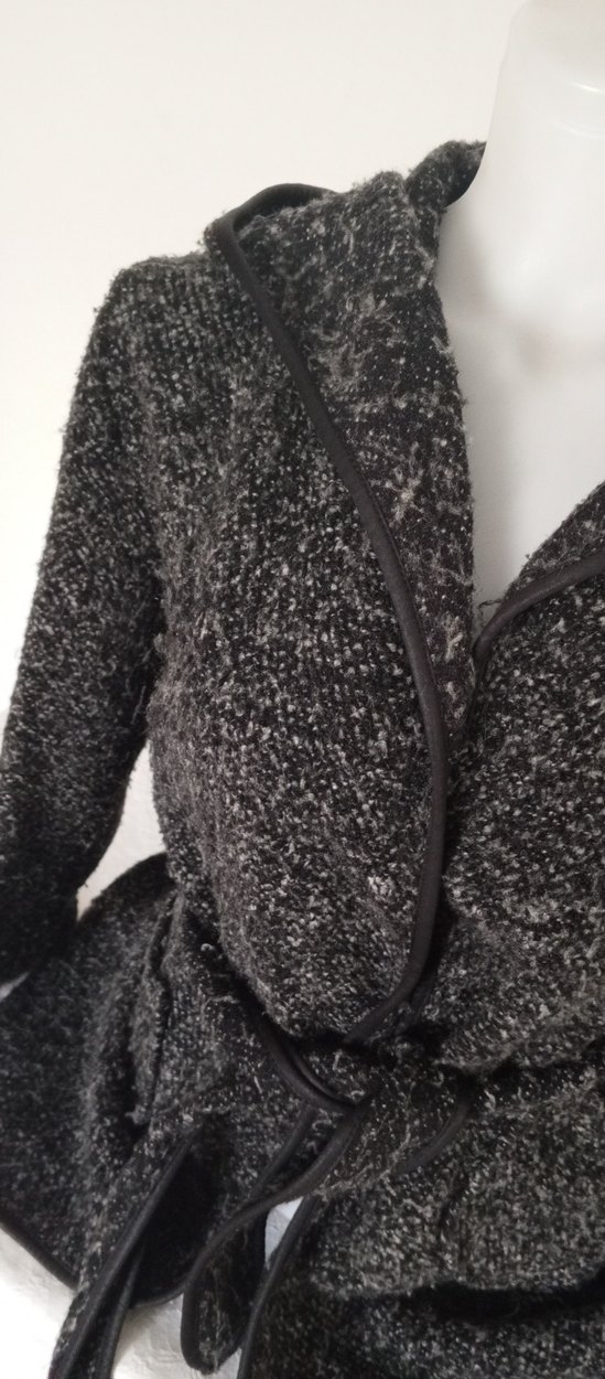 Gri Kuşaklı Yünlü Kabanı - Görsel 2