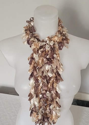 Püsküllü Bohem Bej Örgü Şal - Görsel 3