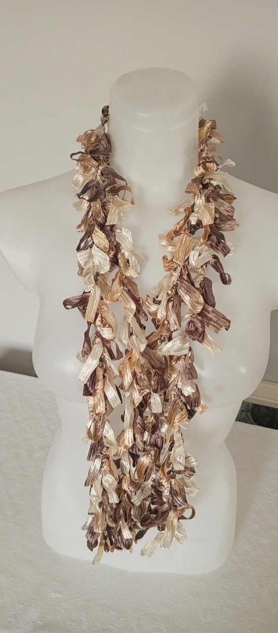 Püsküllü Bohem Bej Örgü Şal - Görsel 5