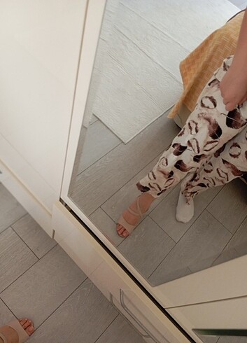 Kadın topuklu ayakkabı bej renk - Görsel 5