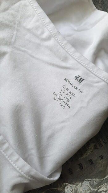 H&M H&M regular fit kolsuz üst- beyaz xxl beden