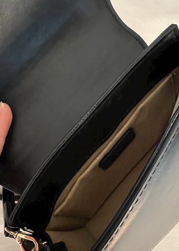 Zara Siyah Deri Kadın Çanta Çiçek Detaylı - Görsel 3