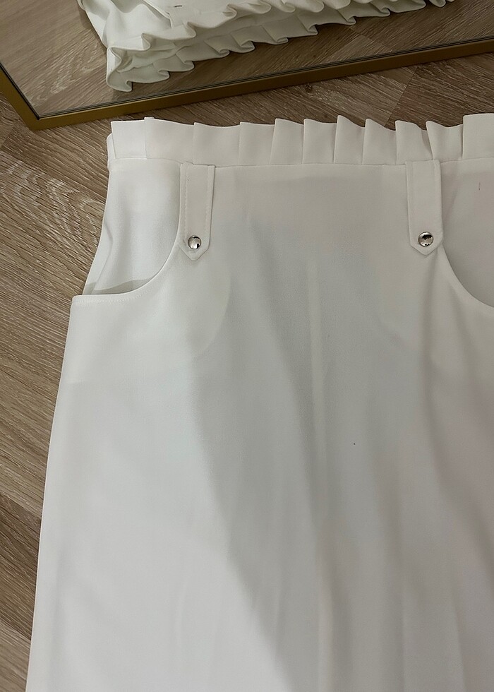 Beyaz etek - Görsel 3