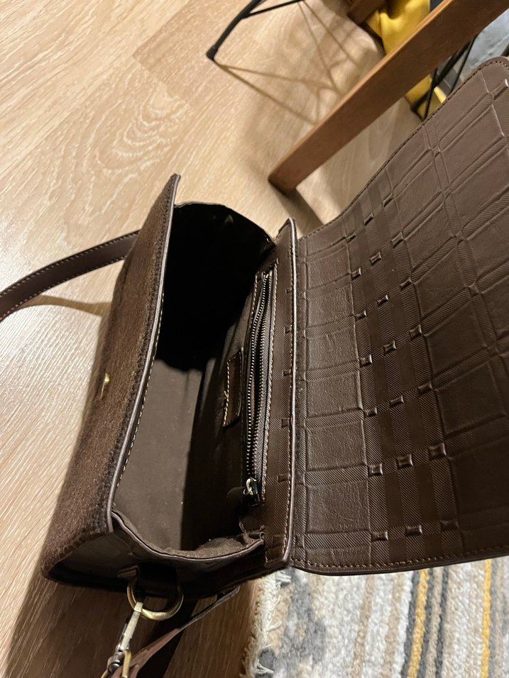 Yargıcı Acı Kahverengi Deri Tokalı Kadın Çanta - Görsel 5