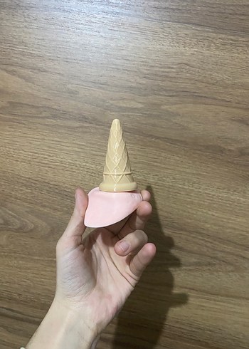 Dondurma Külahı Şeklinde Makyaj Süngeri - Görsel 3