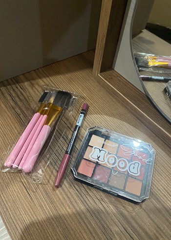 Pastel Pembe Makyaj Fırça Seti - Görsel 2